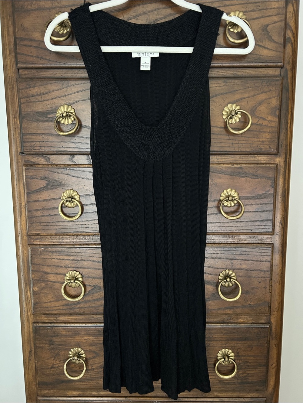 White House Black Market Long Black Ribbed Scoop-Neck Tank, Size M